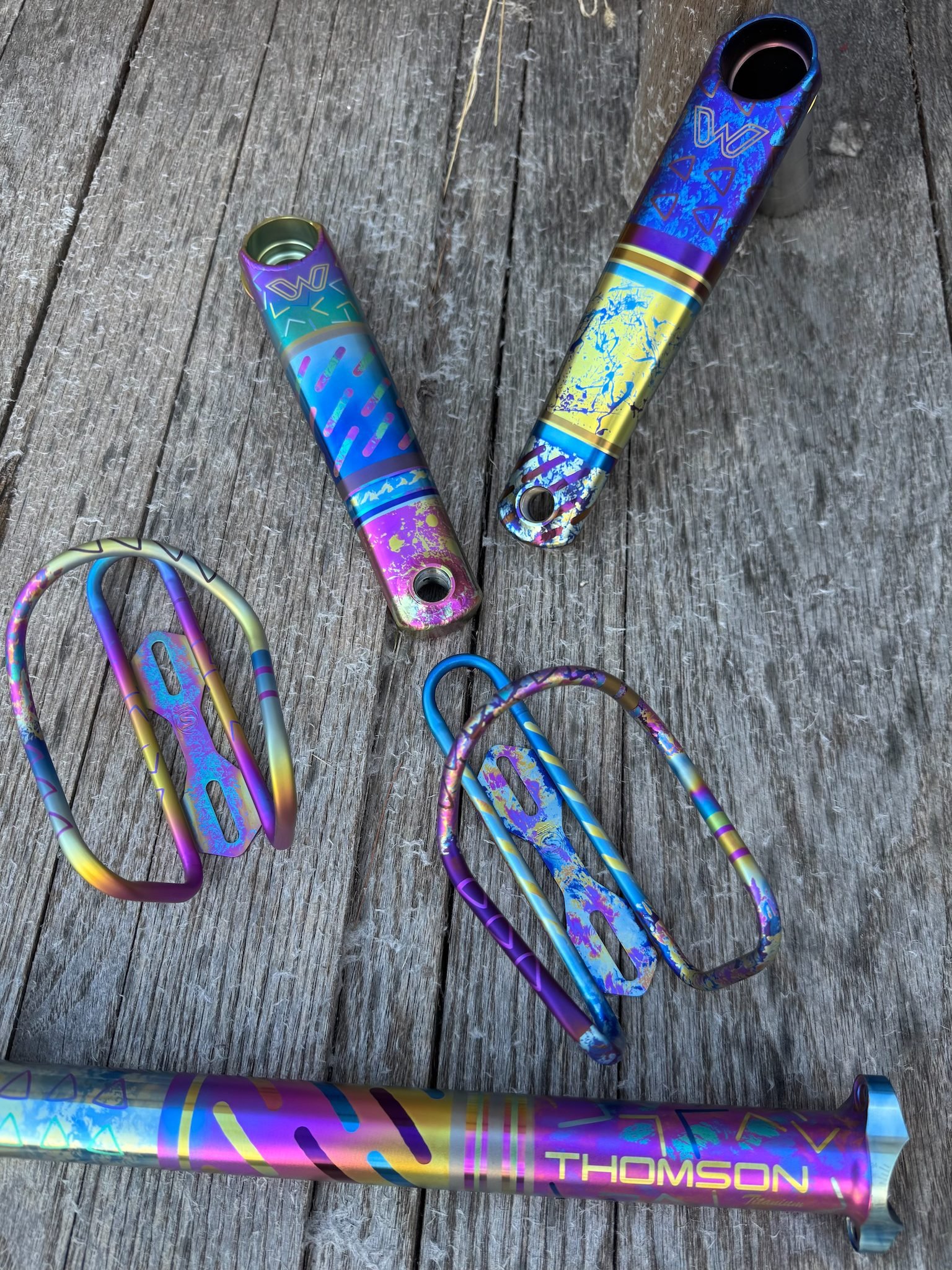 Sunrise Ti-Dye King Cage
